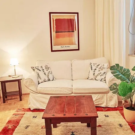 Wohnen Im Kolonialstil Inklusive Tiefgarage, Kontaktloser Check-in Apartment *