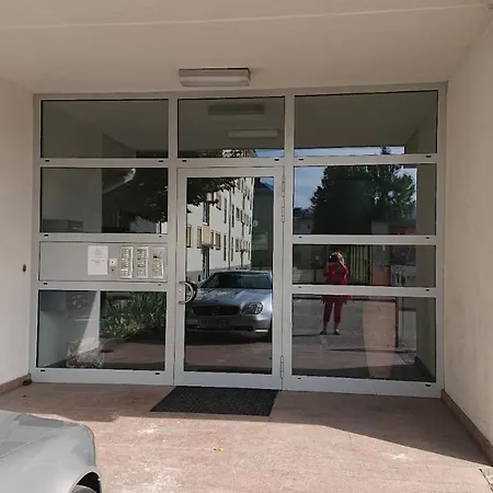 Wohnen Im Kolonialstil Inklusive Tiefgarage, Kontaktloser Check-in Klagenfurt am Woerthersee