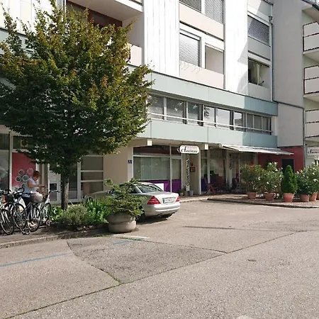 Wohnen Im Kolonialstil Inklusive Tiefgarage, Kontaktloser Check-in * Klagenfurt am Woerthersee