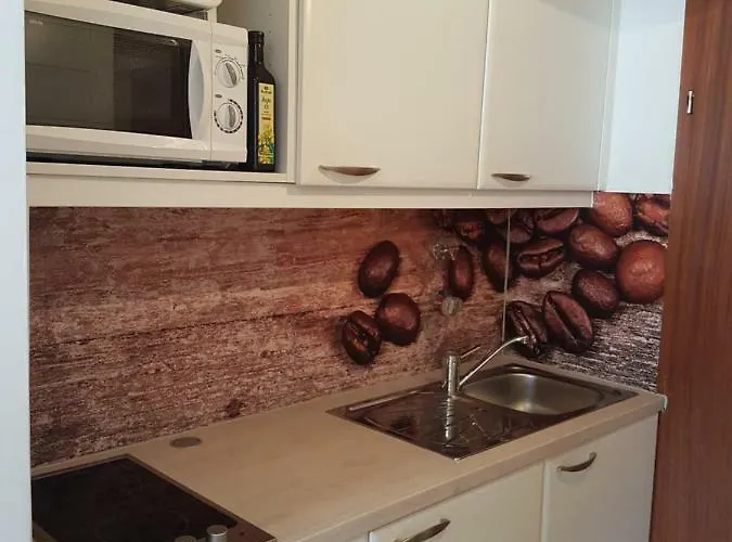 Wohnen Im Kolonialstil Inklusive Tiefgarage, Kontaktloser Check-in * Κλάγκενφουρτ