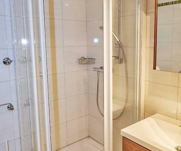 Wohnen Im Kolonialstil Inklusive Tiefgarage, Kontaktloser Check-in Κλάγκενφουρτ